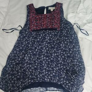 Women's Blue Floral Top